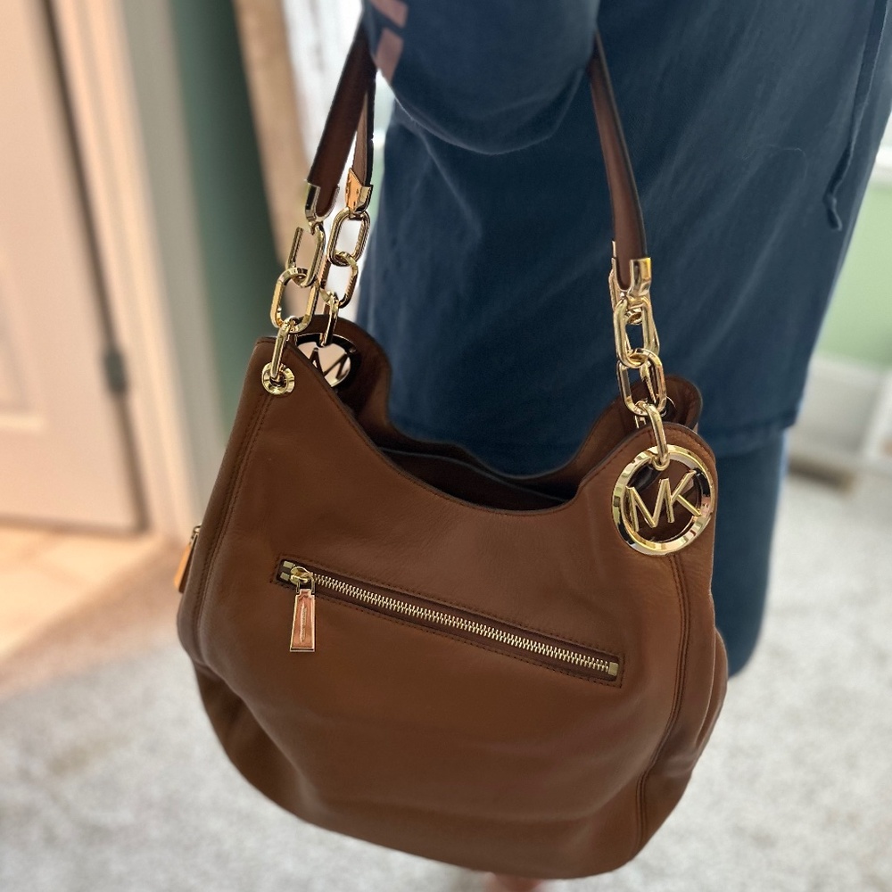 Michael Kors Lillie Large Pebbled Leather Shoulder Bag